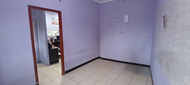 DIJUAL RUMAH TINGGAL 2 LANTAI DI JL Pendowo Raya -  Limo Depok