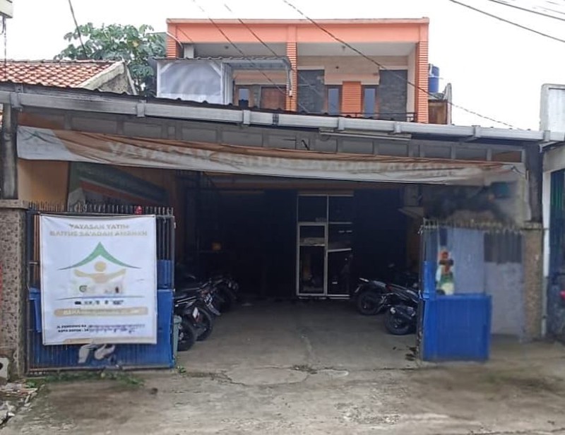 DIJUAL RUMAH TINGGAL 2 LANTAI DI JL Pendowo Raya -  Limo Depok