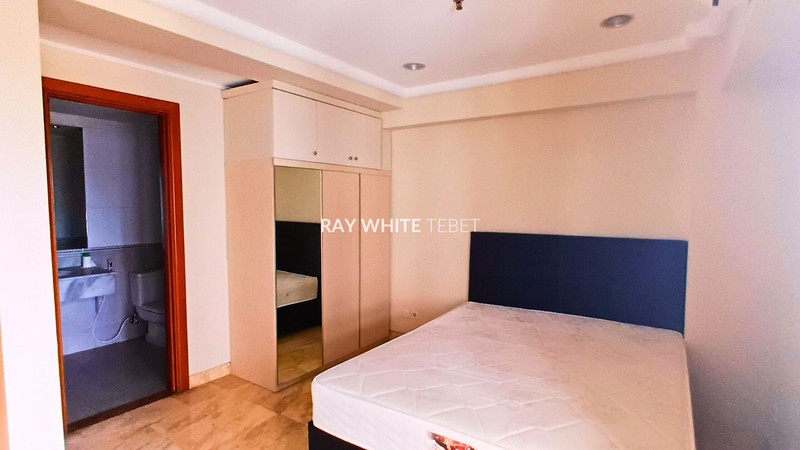 Dijual Apartemen Bona Vista Cilandak - 3+1 BR Semi Furnished, Siap Huni