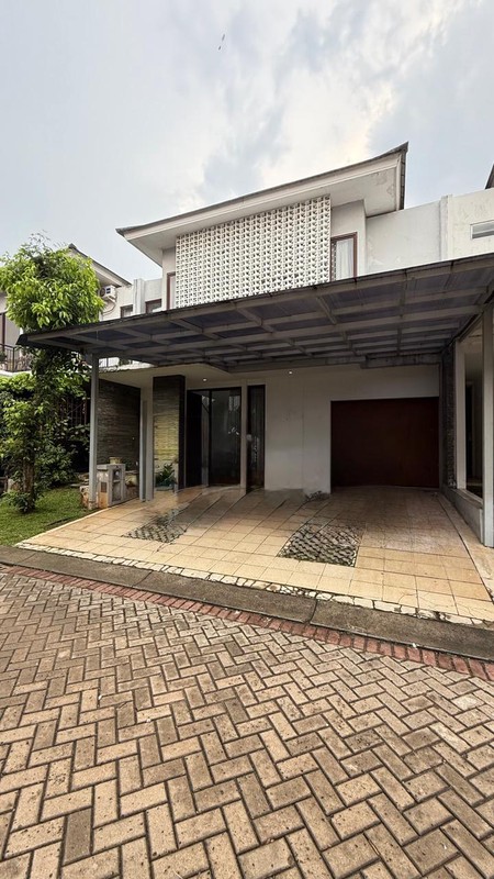 Rumah Bagus Siap Huni 2 Lantai Siap Huni KT 4+1 KM 3+1 Surat SHM @Bintaro Sektor 9