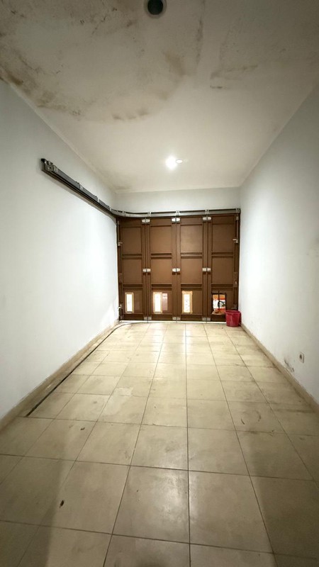 Rumah Bagus Siap Huni 2 Lantai Siap Huni KT 4+1 KM 3+1 Surat SHM @Bintaro Sektor 9