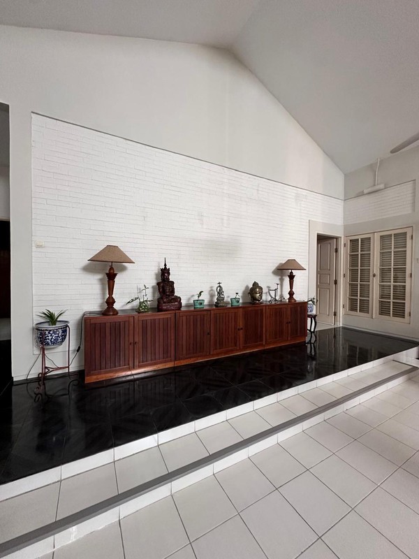 Dijual Rumah Bagus Siap Huni Full Furnished Megapolitan Cinere Estate, Depok