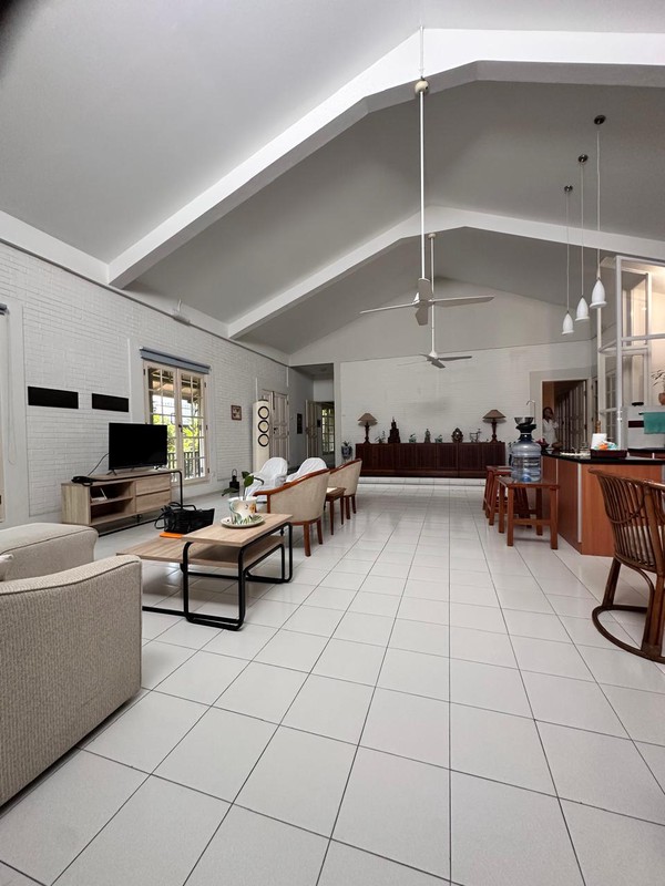 Dijual Rumah Bagus Siap Huni Full Furnished Megapolitan Cinere Estate, Depok