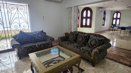 Dijual Rumah Pusat Kota Surabaya  Nol Jalan Raya Komersial Area