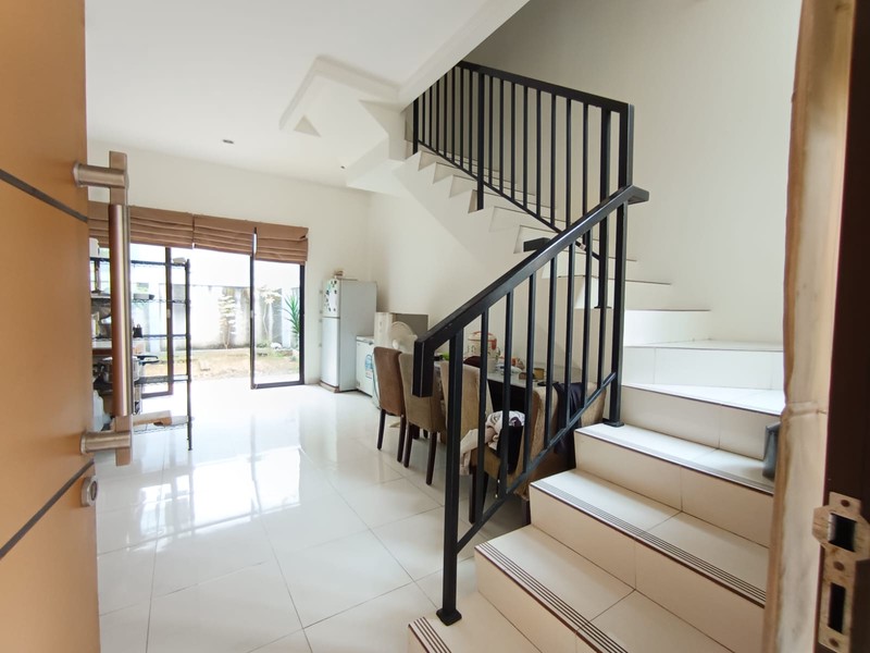 Rumah Bagus Diarea Cluster Discovery, Akses Gate Tol Parigi-JORR