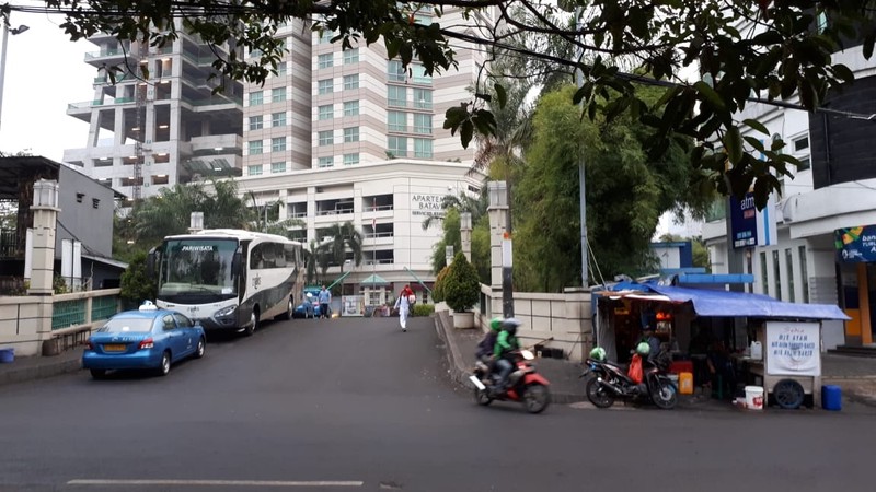 DIJUAL RUMAH LAMA DI AREA KOMERSIAL DI BENDUNGAN HILIR