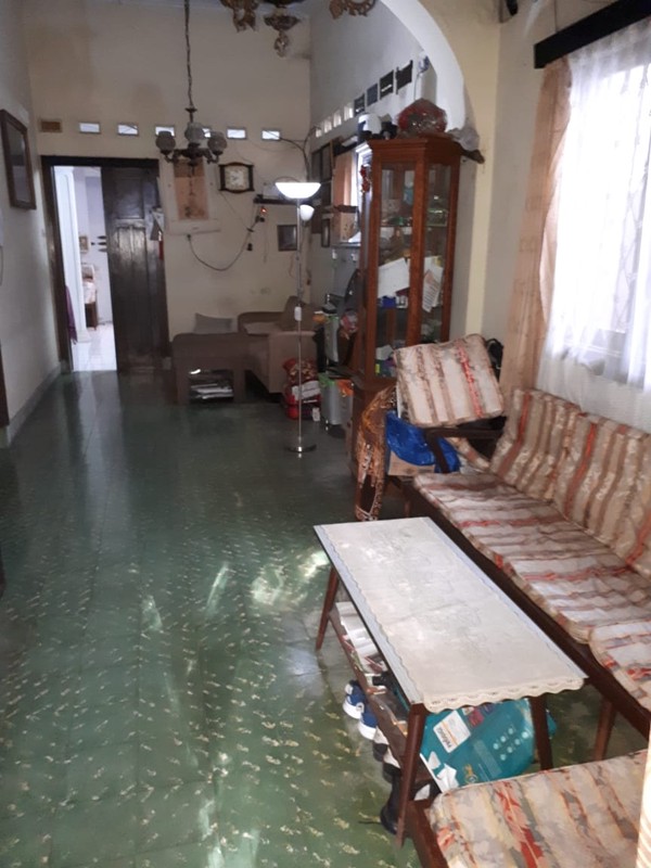 DIJUAL RUMAH LAMA DI AREA KOMERSIAL DI BENDUNGAN HILIR