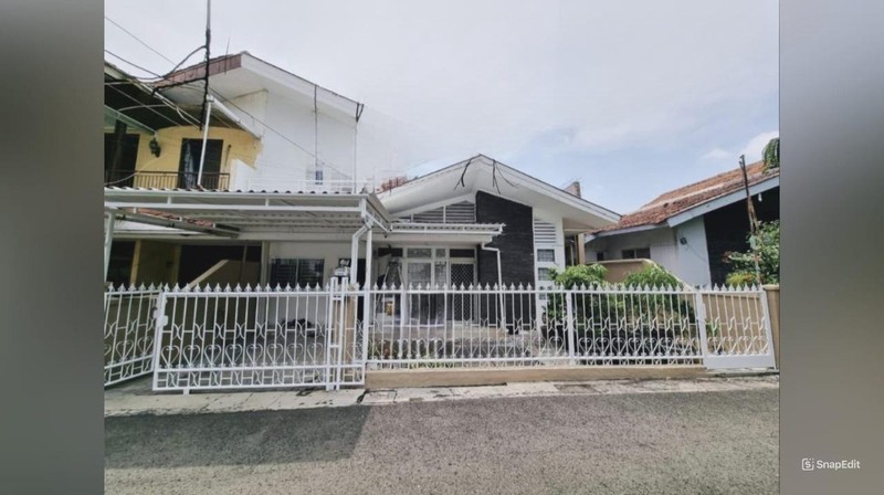 Rumah Bonus Kos-Kosan di Tomang