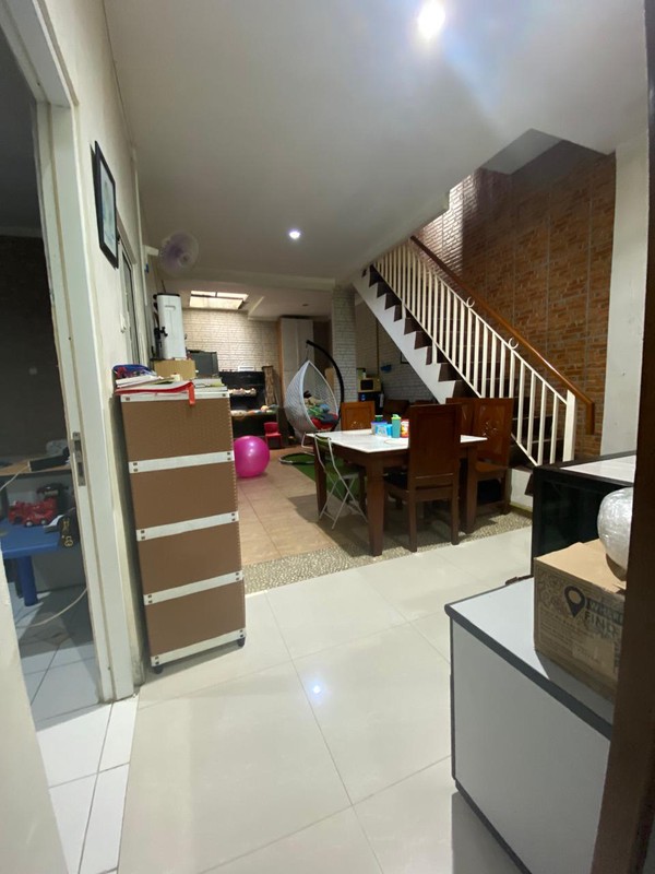 Rumah 2 Lantai, Bebas Banjir, Kemanan 24 Jam di Graha Bintaro