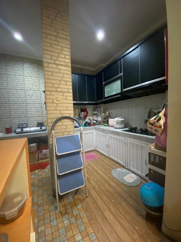 Rumah 2 Lantai, Bebas Banjir, Kemanan 24 Jam di Graha Bintaro