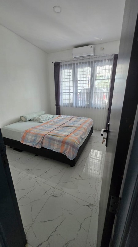 Dijual Rumah Minimalis 1,5 Lantai Habis Renovasi Perumahan Darmo Sentosa Raya Surabaya