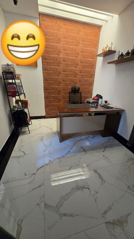 Dijual Rumah Minimalis 1,5 Lantai Habis Renovasi Perumahan Darmo Sentosa Raya Surabaya