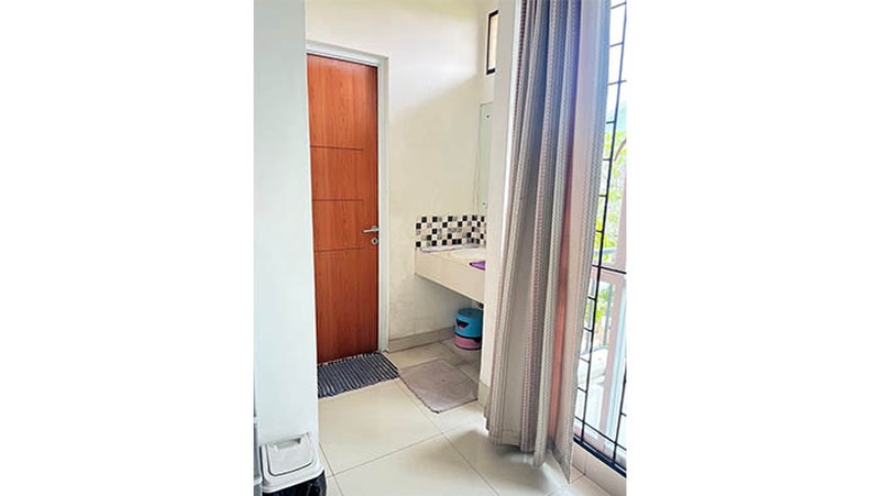 Rumah Perum Alam Raya, Benda, Tangerang