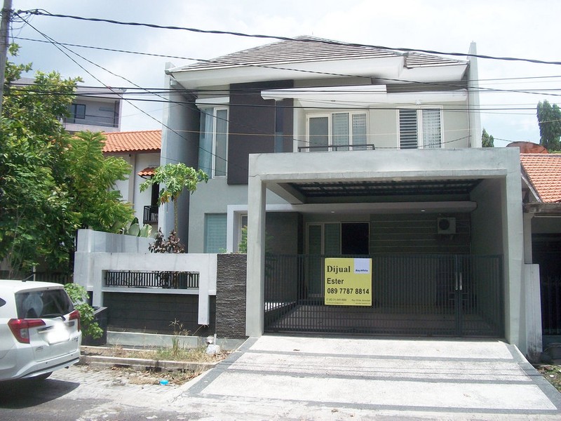 Rumah di Kendangsari Surabaya Selatan, Minimalis, 2 Lantai, Siap Huni - EA -