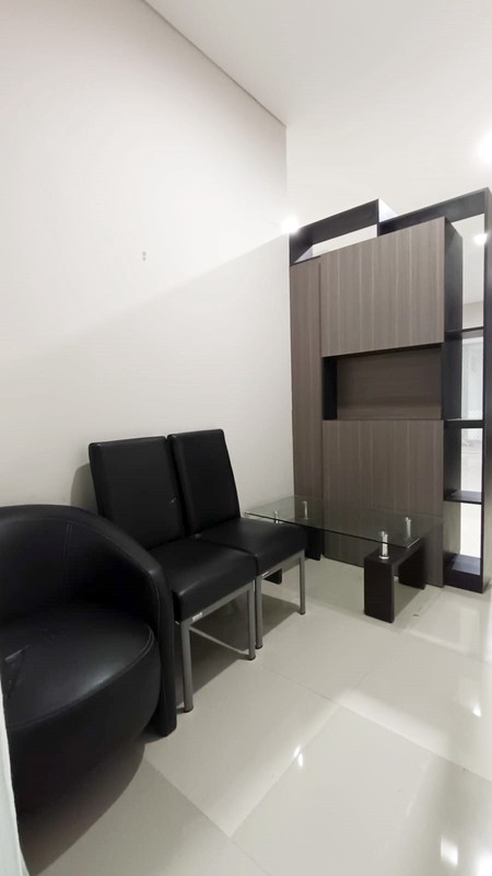 Rumah di Kendangsari Surabaya Selatan, Minimalis, 2 Lantai, Siap Huni - EA -