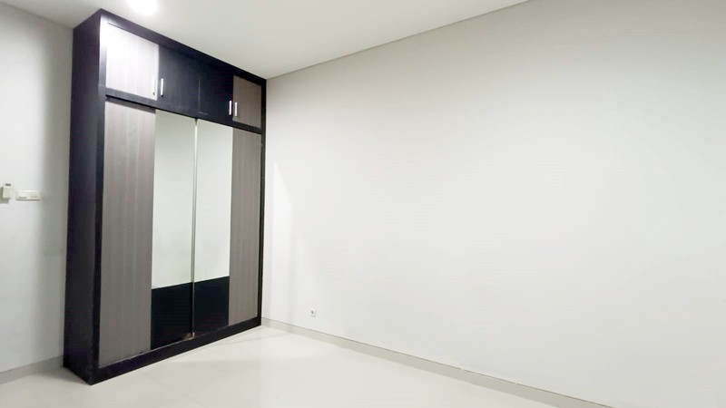 Rumah di Kendangsari Surabaya Selatan, Minimalis, 2 Lantai, Siap Huni - EA -