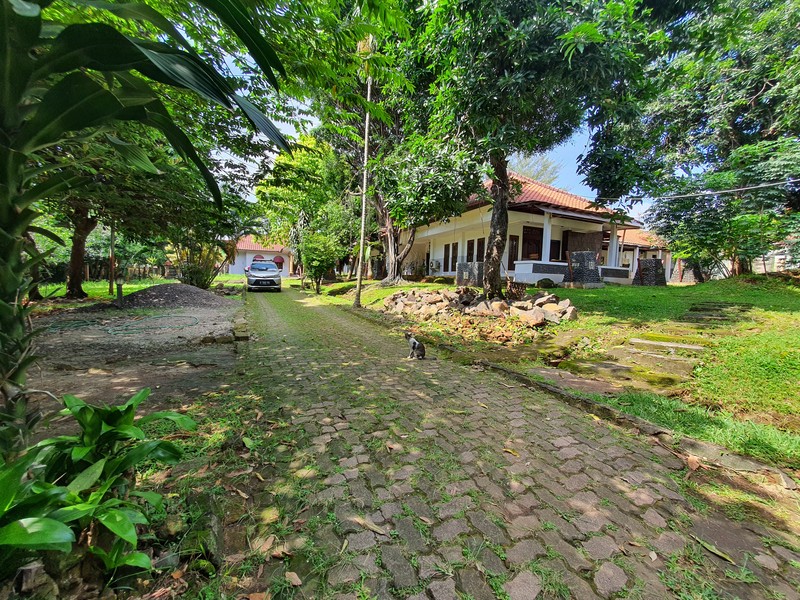 RUMAH DIJUAL DI LOKASI STRATEGIS