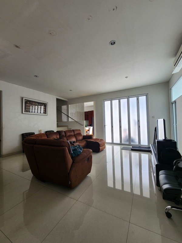 For Sell House at The East Pancoran 