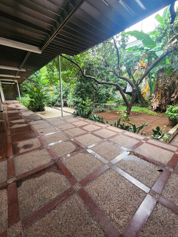 Dijual Rumah mewah area strategis