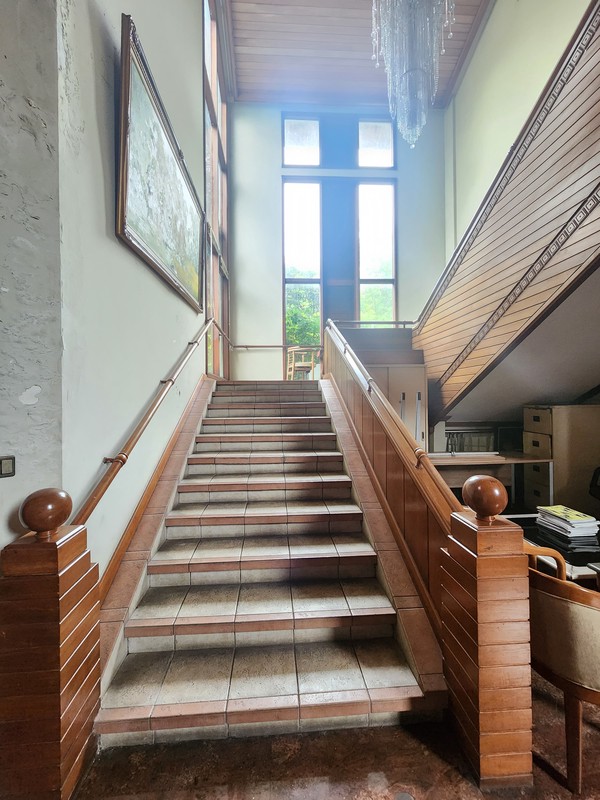 Dijual Rumah mewah area strategis