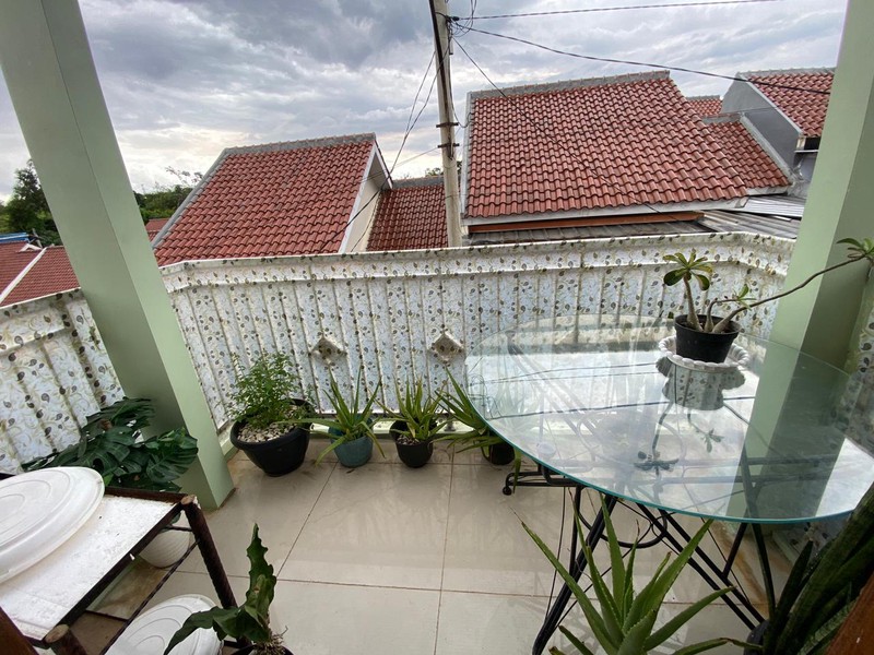 Cipayung taman induk pondok terong rumah dalam cluster