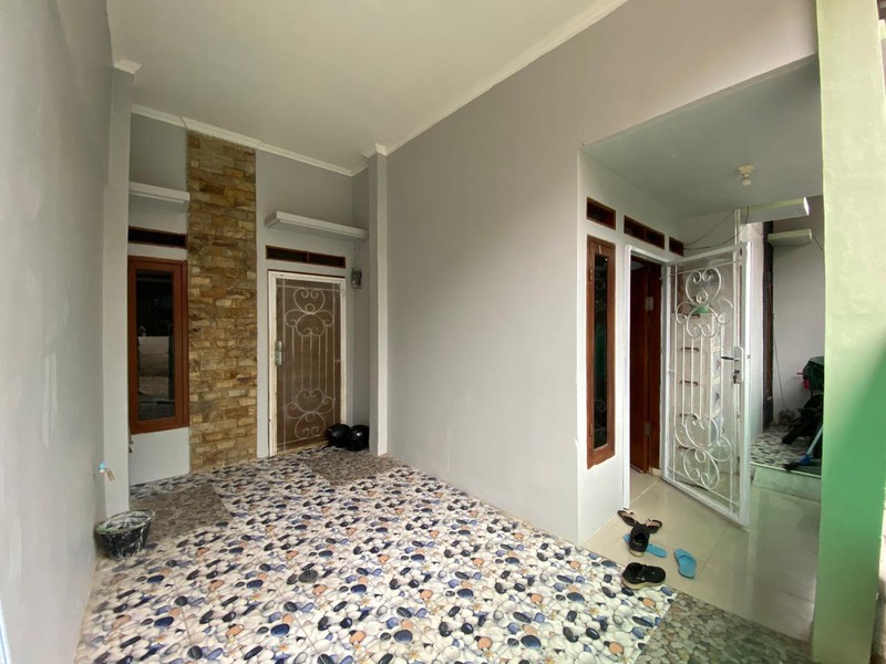 Cipayung taman induk pondok terong rumah dalam cluster