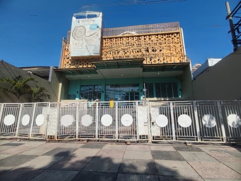 Disewakan Gedung Komersial 3 Lt Jalan Ir. Soekarno, Merr, Rungkut, Surabaya