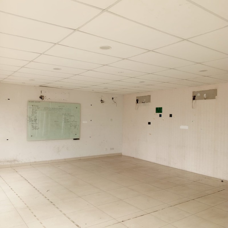 Gedung Siap pakai di Foresta Business Loft BSD Dekat Akses Tol