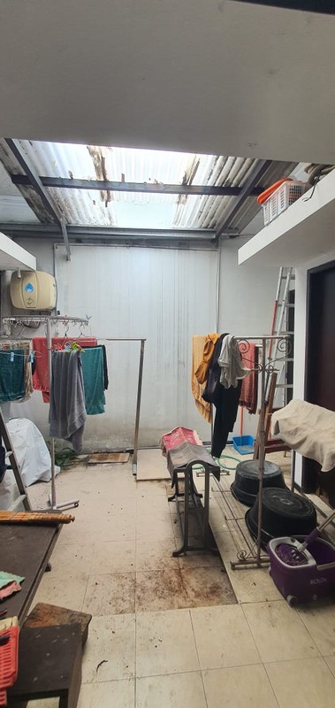 JUAL RUMAH SURABAYA BARAT Dian Istana Wiyung