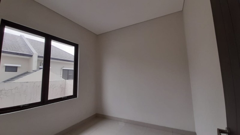 Rumah 2 Lantai Minimalis Siap Huni di The Eminent BSD Dekat Tol