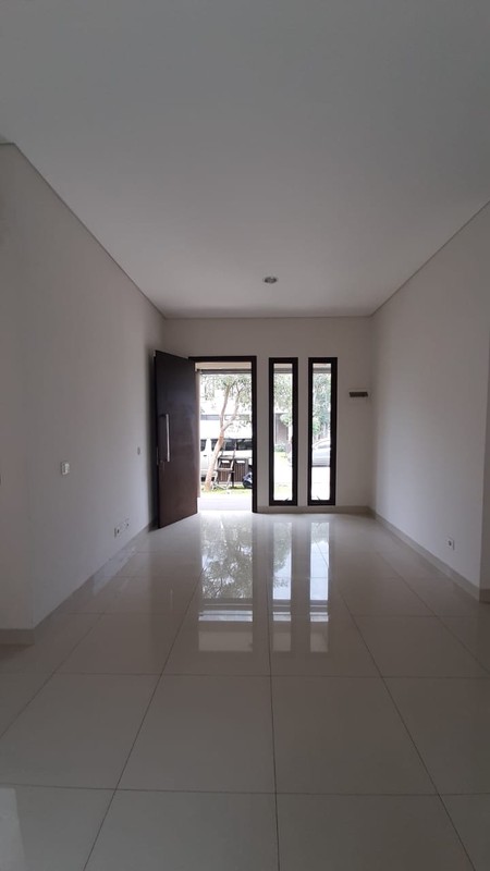 Rumah 2 Lantai Minimalis Siap Huni di The Eminent BSD Dekat Tol