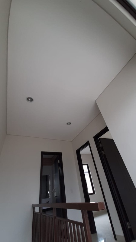 Rumah 2 Lantai Minimalis Siap Huni di The Eminent BSD Dekat Tol