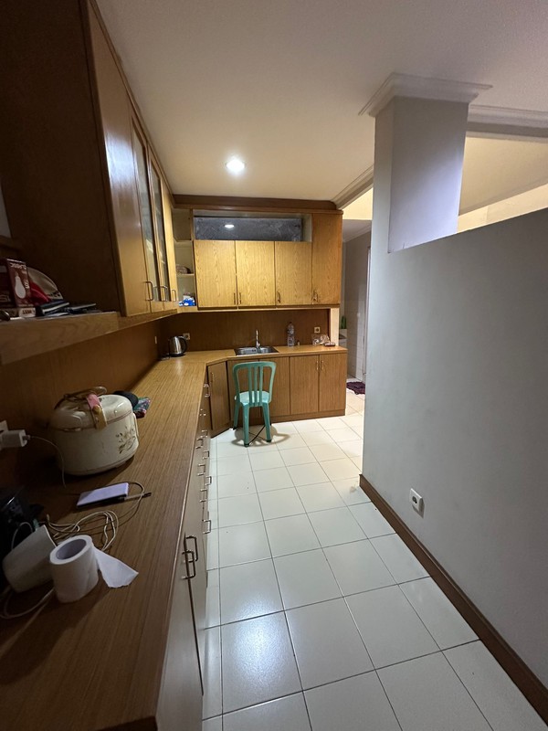 Rumah Langka di Menteng - Lokasi Premium, Kondisi Istimewa