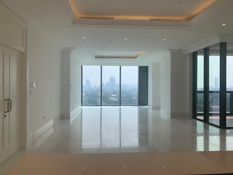 Brand new Saint Regis Apartment di Kuningan