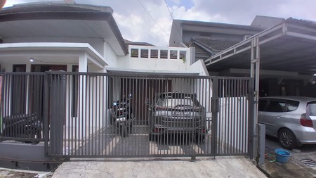 Rumah di Komplek Perumahan Ciganitri Bojongsoang
