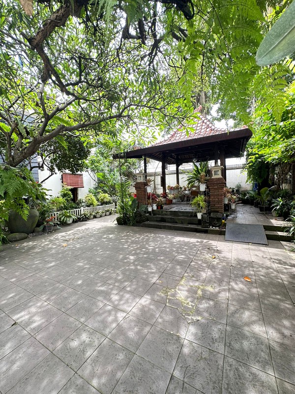 Hotel dengan gaya jawa klasik di lebak bulus, jakarta selatan