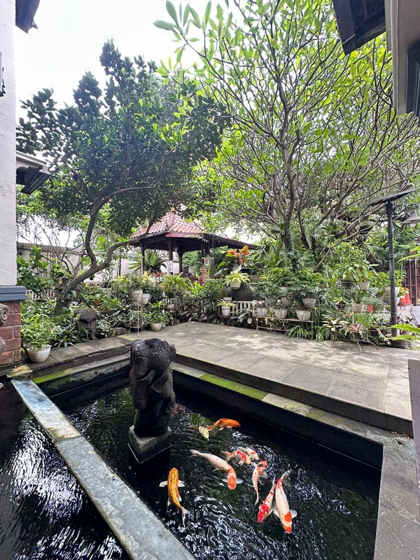 Hotel dengan gaya jawa klasik di lebak bulus, jakarta selatan