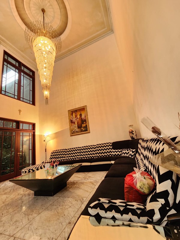 RUMAH DILOKASI TERBAIK DIMENTENG, JAKARTA PUSAT