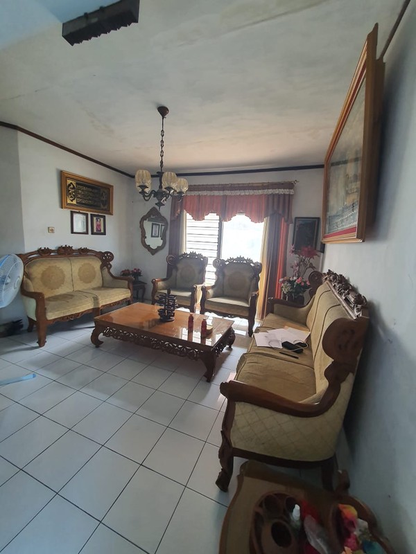 Dijual Rumah Nyaman Area Pasar Rebo