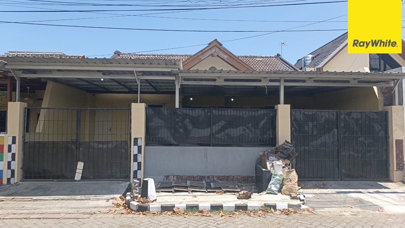 Disewakan Rumah di Wiguna Selatan Surabaya
