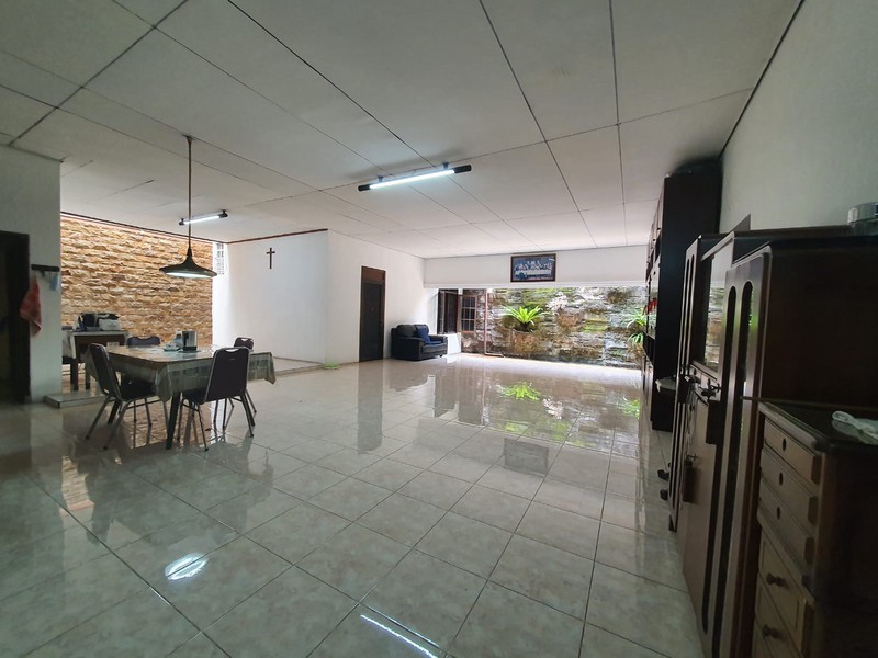 Dijual Rumah Area Duren Sawit