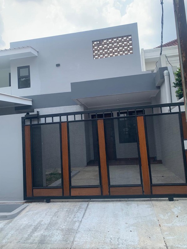 Rumah Bagus Di Merpati Bintaro Jaya Sektor 1 Jakarta Selatan