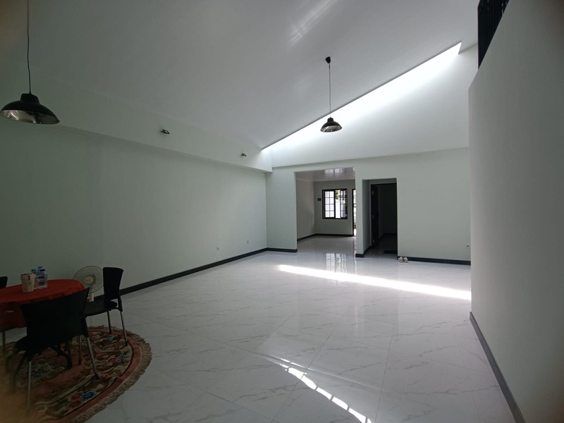 Rumah Bagus Di Merpati Bintaro Jaya Sektor 1 Jakarta Selatan