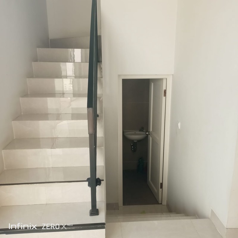 Rumah Bagus Di Gardens Candi Sawangan Depok Jawa Barat