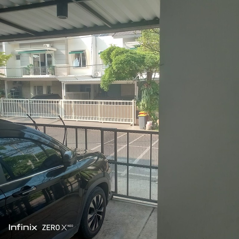 Rumah Bagus Di Gardens Candi Sawangan Depok Jawa Barat