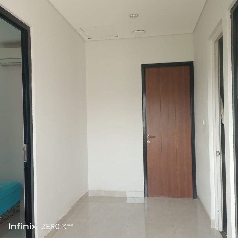 Rumah Bagus Di Gardens Candi Sawangan Depok Jawa Barat