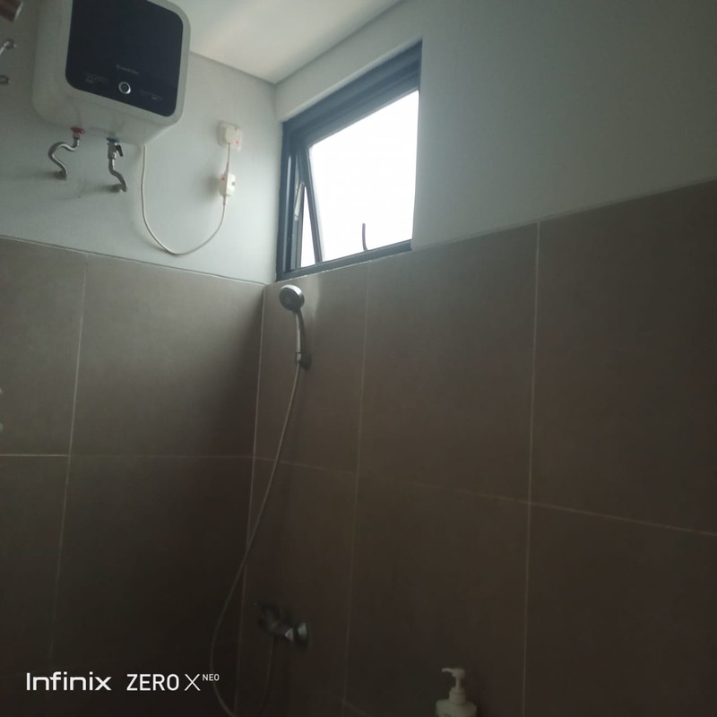 Rumah Bagus Di Gardens Candi Sawangan Depok Jawa Barat