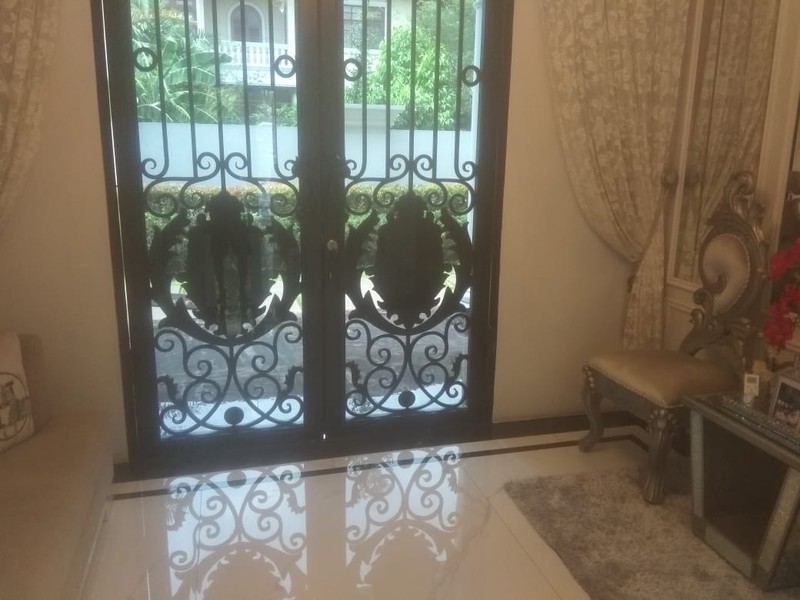 Rumah Bagus Di Jl Bukit Hijau Pondok Indah Jakarta Selatan