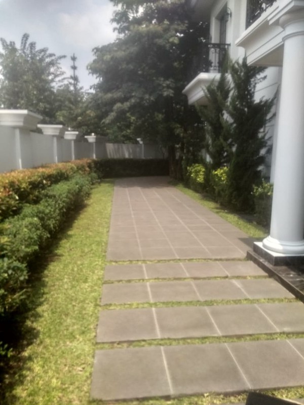 Rumah Bagus Di Jl Bukit Hijau Pondok Indah Jakarta Selatan