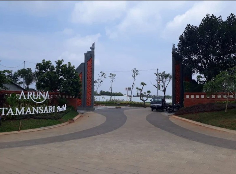 Rumah Bagus Di Cluster Aruna Taman Sari Puri Bali Depok Jawa Barat